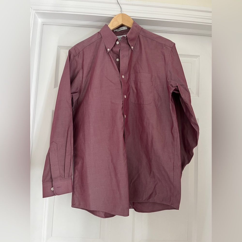 L.L. Bean  button down long sleeve collared shirt size 15 1/2-33